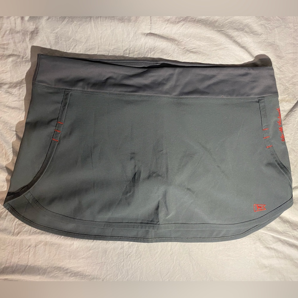 Black Dog women’s swim skirt | size large